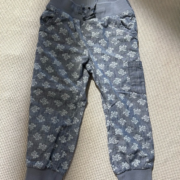 H&M L.O.G.G light blue floral pattern joggers 2 - 3 years. Girls toddler - Picture 2 of 5